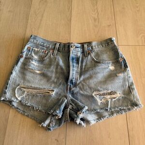 501 Levi’s womens shorts size 31